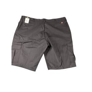 Men's Dickies black  Cargo Shorts Size 52UU Big & Tall New With Tags NWT